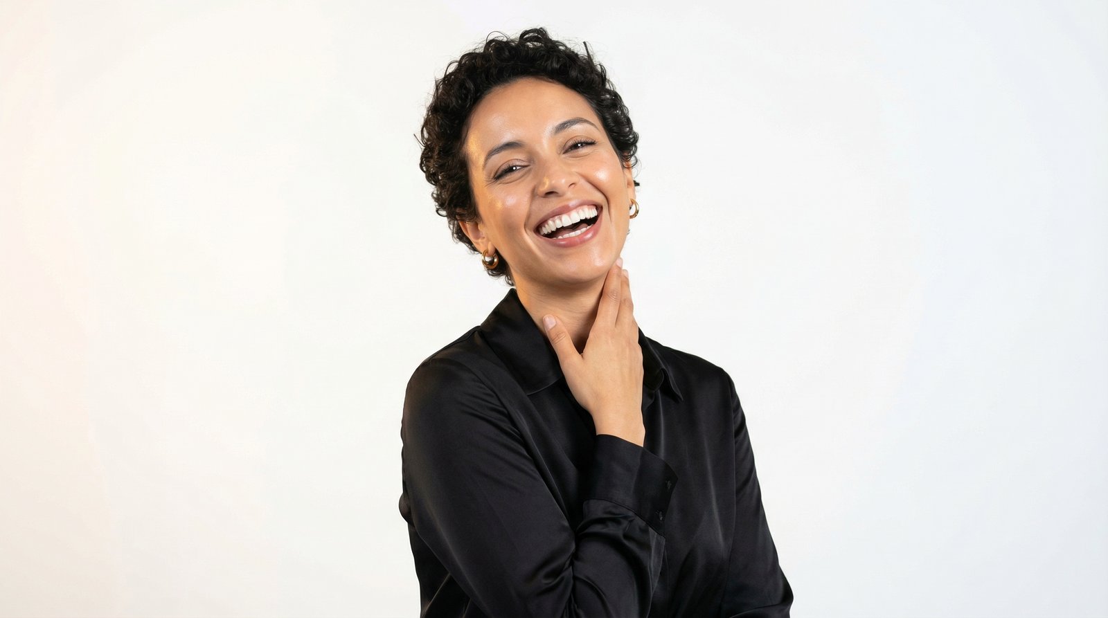 Patiente souriante au Centre Dentaire Mansar, Casablanca